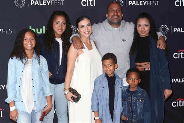 Dr. Rainbow Edwards-Barris (Kenya Barris’ Wife) Biography, Age, Wiki, Height, Parents, College, Husband, Kids, Net Worth, And Instagram