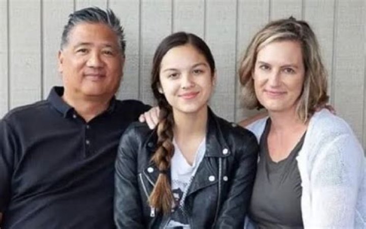 Eduardo Franco Age, Wiki, Nationality, Parents, Family, Girlfriend – Booksmart Cast