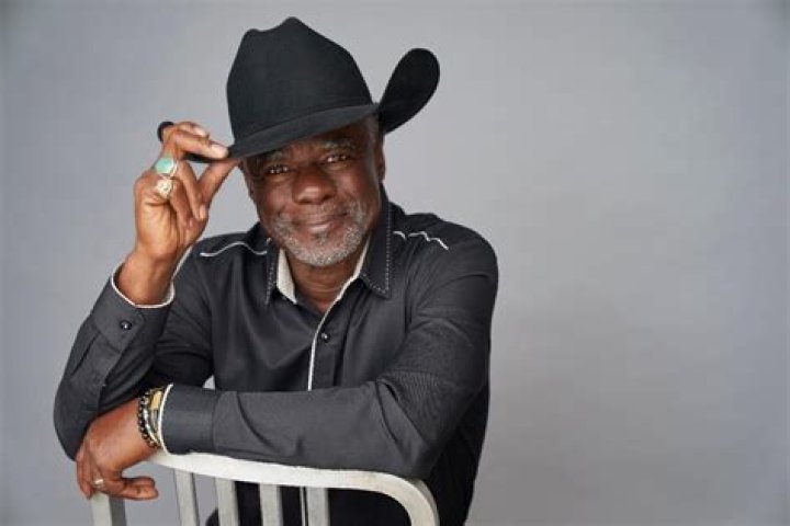 Glynn Turman Movies and TV Shows, Age, Height, Family, Siblings, Wife Age