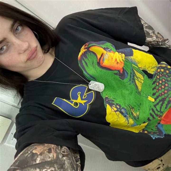 Igotcuteankles TikTok: Age, Merch, Real Name, Instagram, Hair, Height