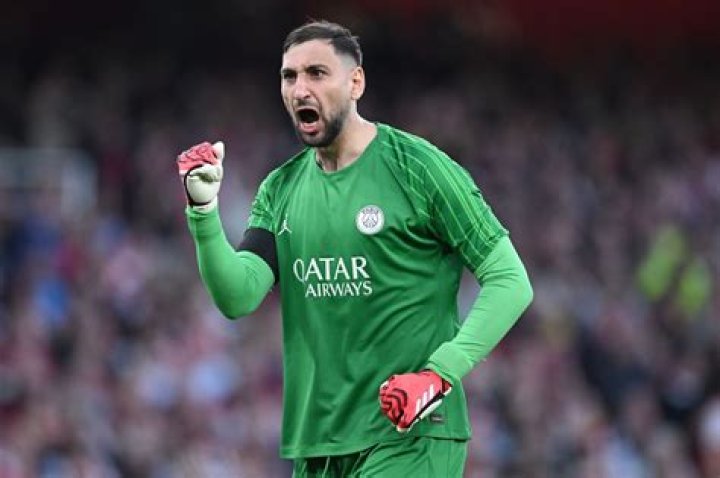 Is Hugo Lloris Gay? Age, Height, Net Worth