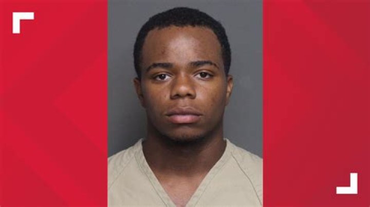 Josh Jacobs News: Arrested For Assaulting A Waitress, Where Is He Now?