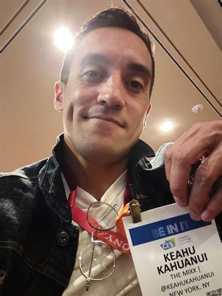 Keahu Kahuanui Biography,Age,Family,Relatinship,Gay and Movies