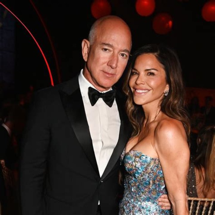 Meet The Children Of Jeff Bezos’ Girlfriend Lauren Sánchez