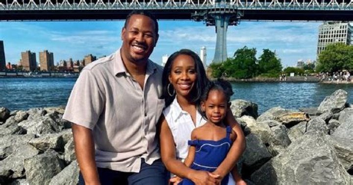 Paula Reid Bio, Wiki, Age, Height, Husband, Children, Daughter, CNN, CBS, Salary and Net Worth