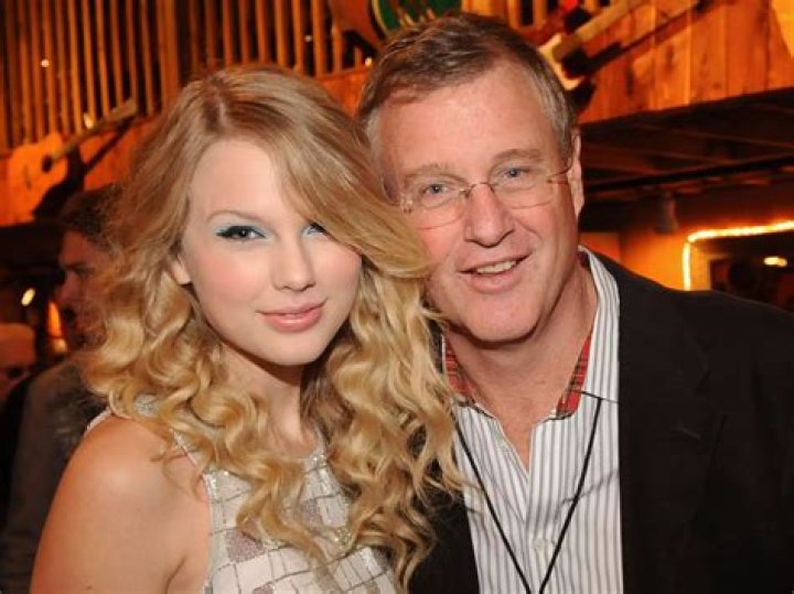Scott Kingsley Swift Bio, Wiki, Age, Height, Parents, Wife, Children, Career, and Net worth