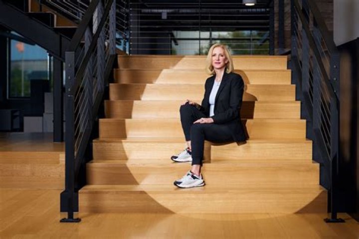 Stephanie Linnartz Net Worth, Husband and Wikipedia: Marriott President